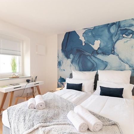 Peter Apartments - Apartment Mit Eigenem Eingang I 30Qm I Zentrale Lage I Bad I Kueche I Terrasse I Tv 풀다 외부 사진
