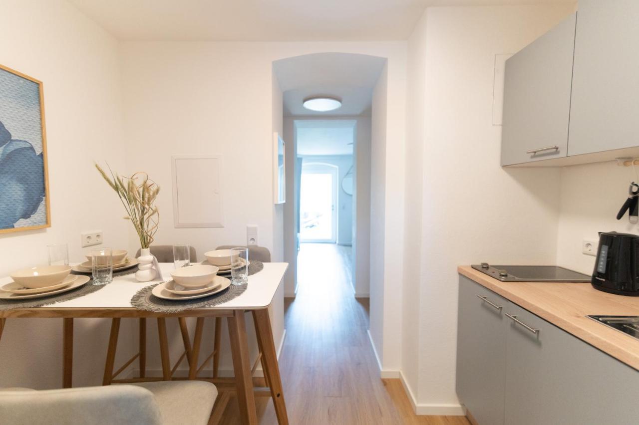 Peter Apartments - Apartment Mit Eigenem Eingang I 30Qm I Zentrale Lage I Bad I Kueche I Terrasse I Tv 풀다 외부 사진